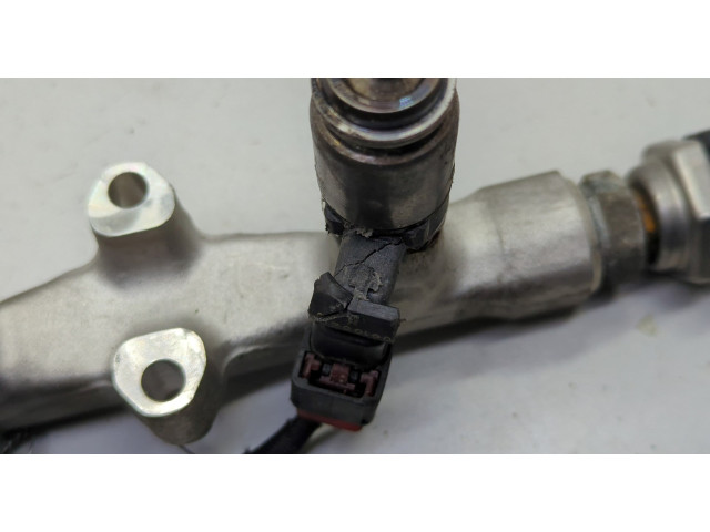 Форсунка топливная Skoda Octavia (A8) 2019-2025 04E906036AD, 05E133320