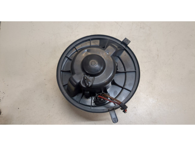 Моторчик печки  Skoda Octavia (A5) 2008-2013        