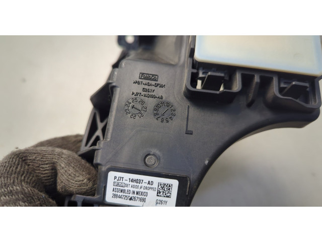 Радар круиз контроля  Lincoln Corsair 2019-2023 PJ7T14H037AD       