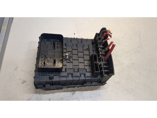 Блок предохранителей Skoda Octavia (A5) 2008-2013