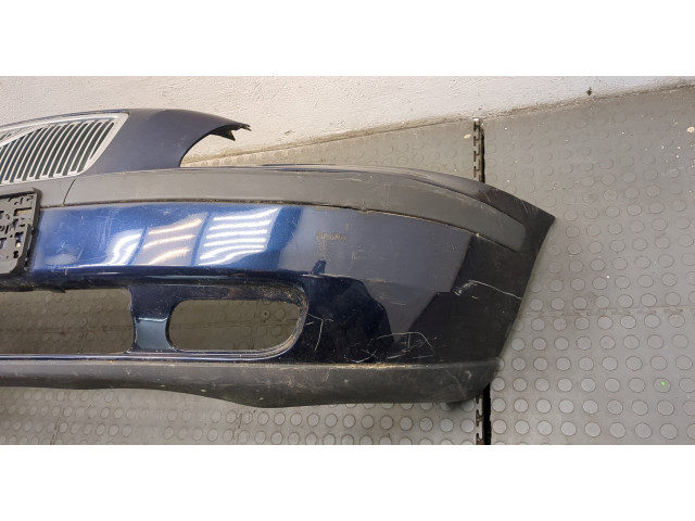 Бампер  Volvo V70 2001-2008 передний   