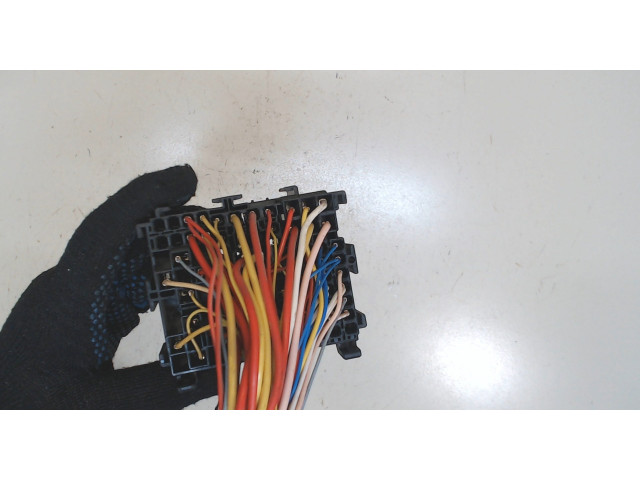 Блок реле  Dacia Sandero 2012-          1.2