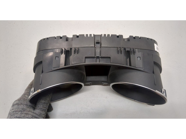 Панель приборов  Volkswagen Golf 6 2009-2012            