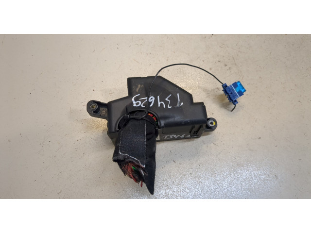 Блок предохранителей  Skoda Octavia (A5) 2008-2013      1K2941824     1.6