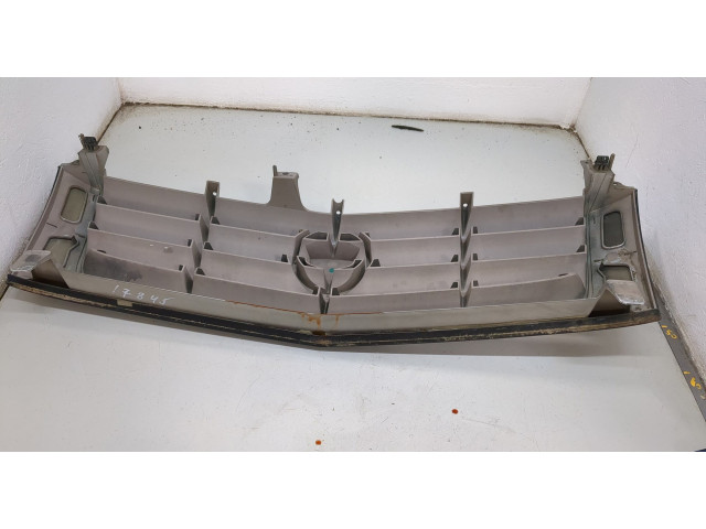 Решетка радиатора  Cadillac Escalade 2 2001-2006          15162129