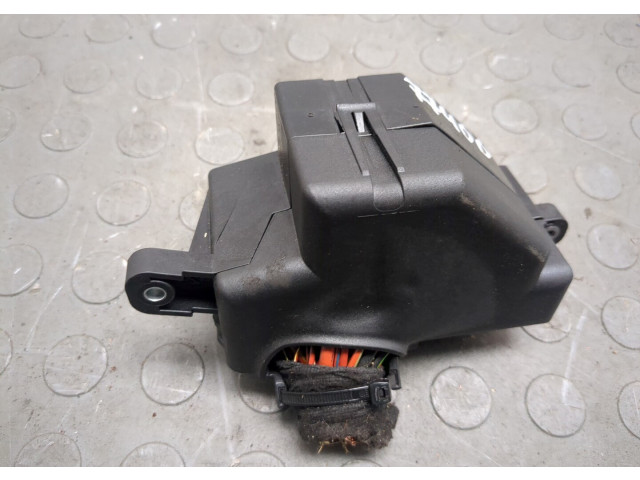 Блок предохранителей  Audi A3 (8PA) 2008-2013           