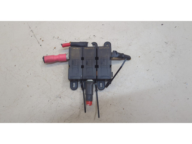 Блок предохранителей  Jaguar XF 2007-2015         