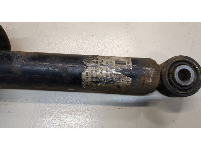 Стойка амортизатора  Volkswagen Passat CC 2012-2017      