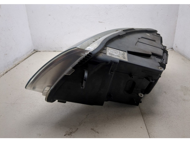 Фара передняя  Audi A6 (C6) 2004-2011 правая 