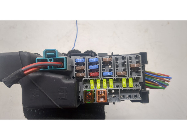 Блок предохранителей  Volvo S60 2010-2018         