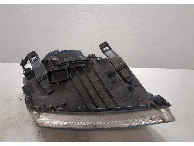 Фара передняя  Ford Focus 2 2005-2008 левая 