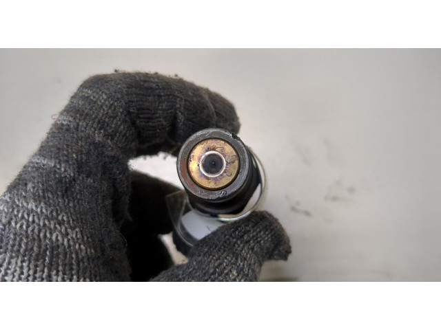 Форсунка топливная  Volkswagen Transporter 4 1991-2003         