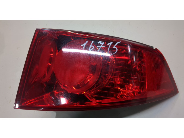 Задний фонарь          