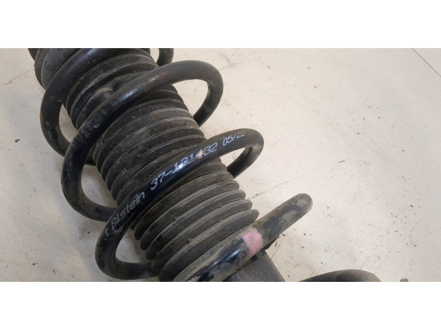 Стойка амортизатора  Volkswagen Golf 4 1997-2005      