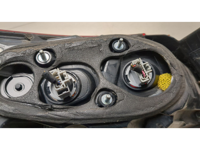 Задний фонарь