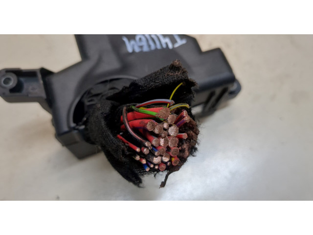 Блок предохранителей Volkswagen Passat 6 2005-2010