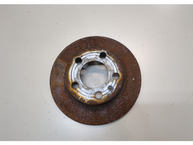 Диск тормозной Volkswagen Golf 4 1997-2005 1. задний 4