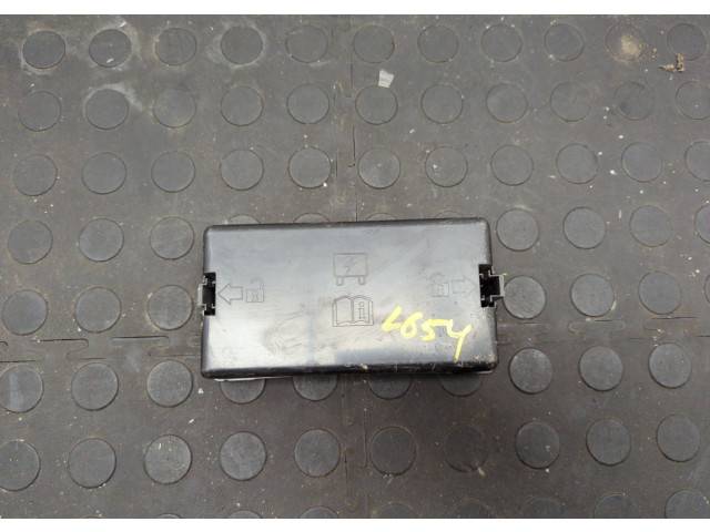 Крышка блока предохранителей GMC Terrain 2017-2024