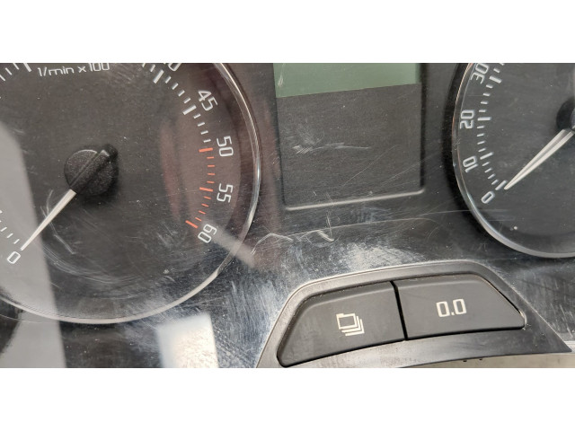 Панель приборов Skoda Fabia 2007-2014