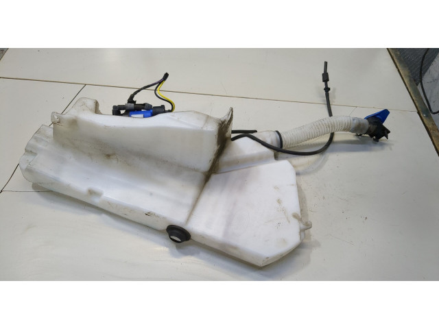 Бачок омывателя Jaguar XE 2015-