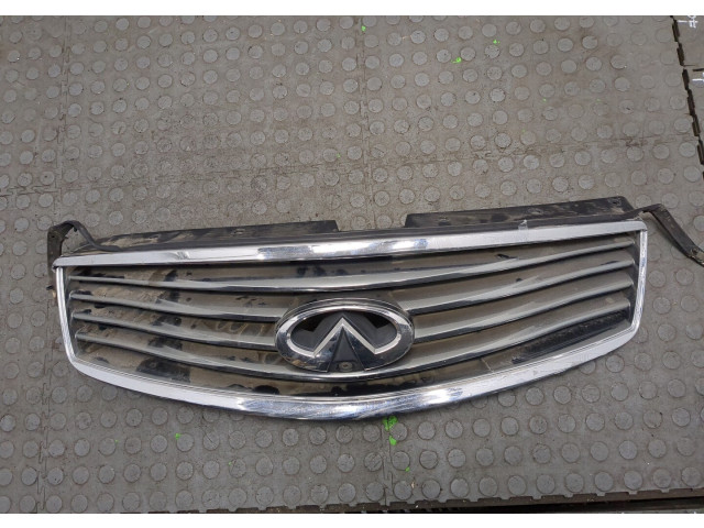 Решетка радиатора Infiniti EX35