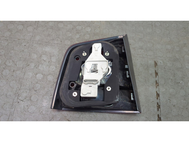 Задний фонарь