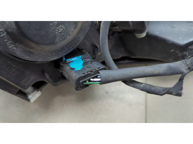 Фара передняя  Renault Scenic 2009-2012 левая 