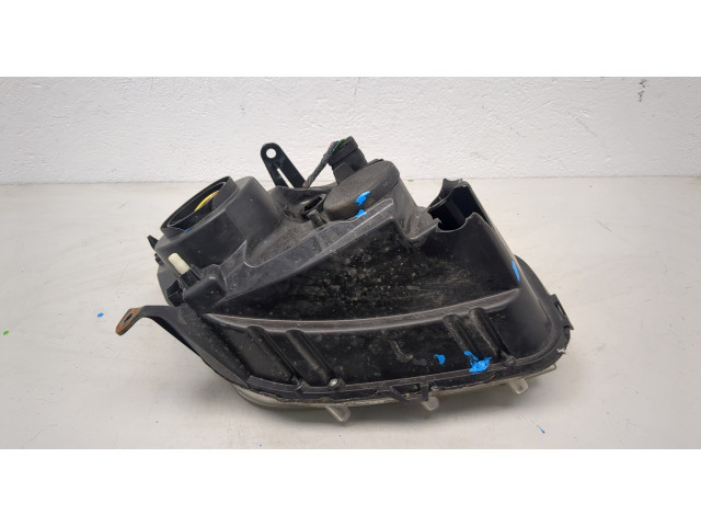 Фара передняя Dacia Duster 2010-2017 левая