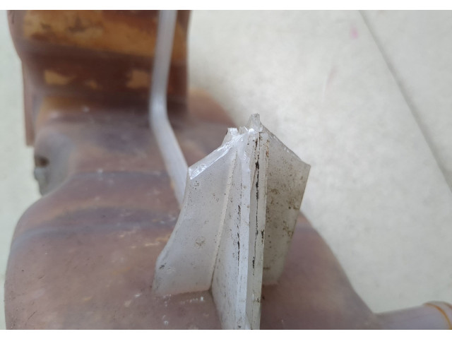 Бачок расширительный  Land Rover Range Rover 3 (LM) 2002-2012    