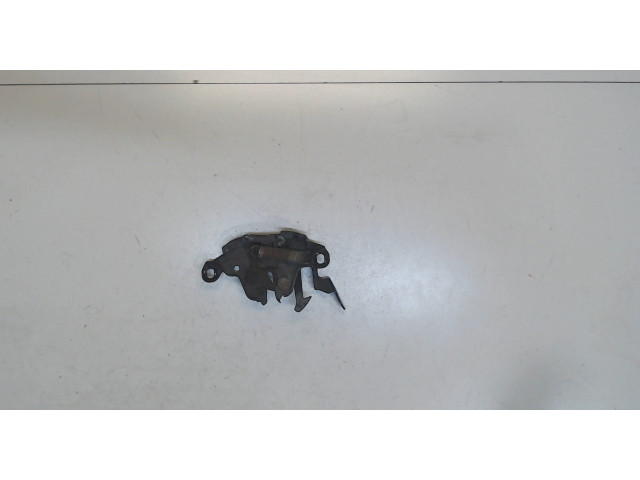 Замок капота Nissan Titan 2003-2007