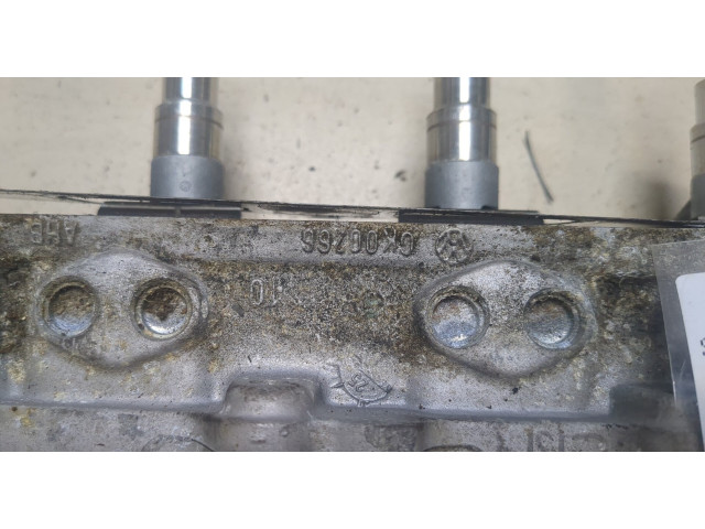 Форсунка топливная  Volkswagen Golf Plus         