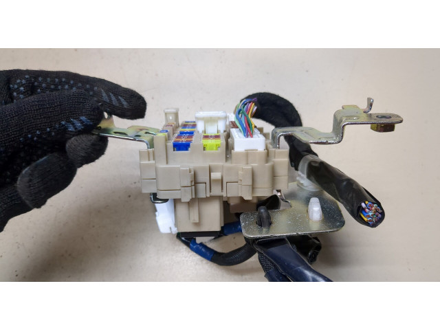 Блок предохранителей  Nissan Rogue 2014-2020         