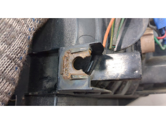 Задний фонарь          