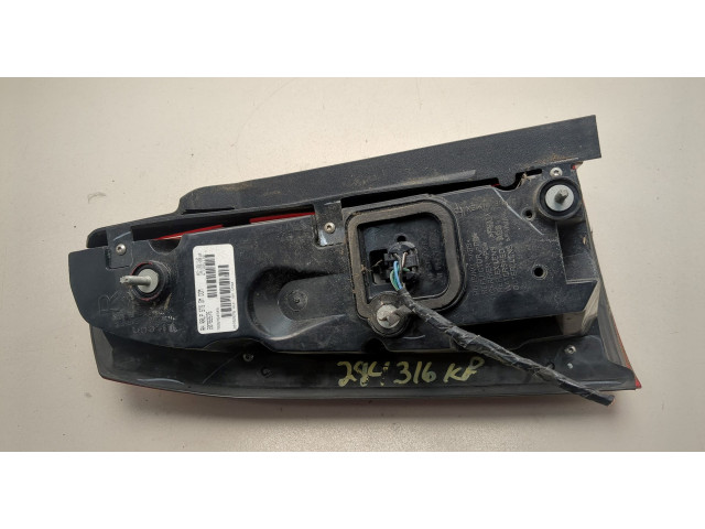 Задний фонарь 20782676