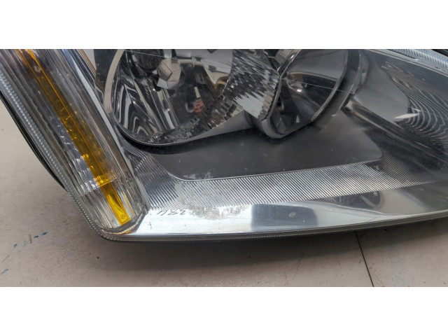 Фара передняя Ford Focus 2 2005-2008 правая