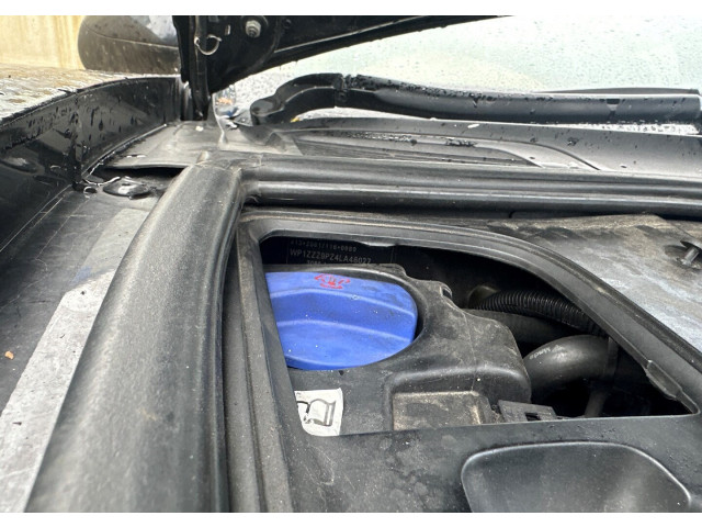 Стойка амортизатора Porsche Cayenne 2002-2007 95533303342, 95533303343 4.5 бензин