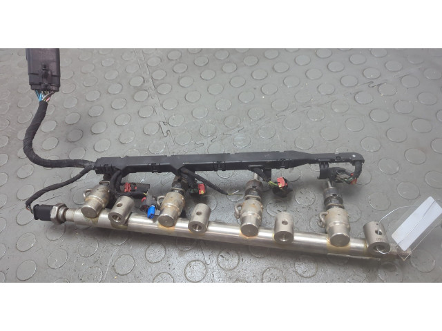 Форсунка топливная Cadillac XT4 2018-2023 55515113, 55486887