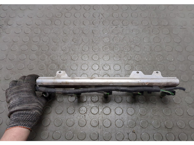 Форсунка топливная  Volvo V70 2001-2008         