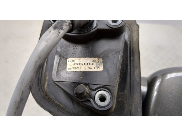 Зеркало боковое Mitsubishi Endeavor 2003-2011 правое MR656589, MN169676