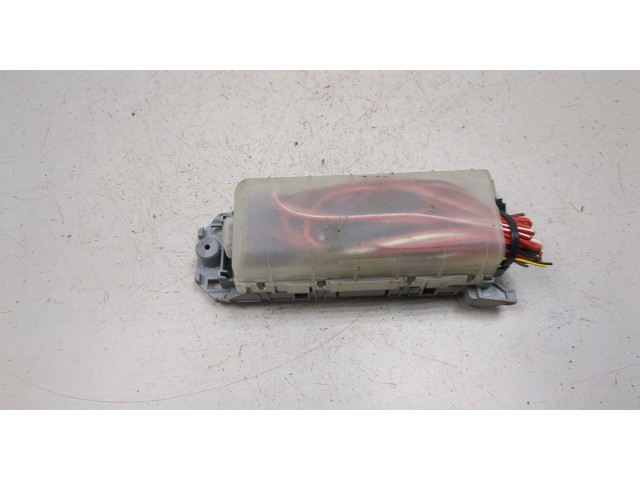 Блок предохранителей Opel Meriva 2003-2010