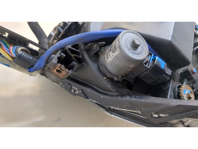 Фара передняя Lexus GS 2005-2012 правая