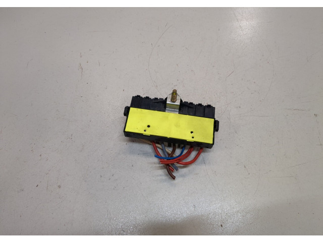 Блок предохранителей  Citroen C4 2004-2010         