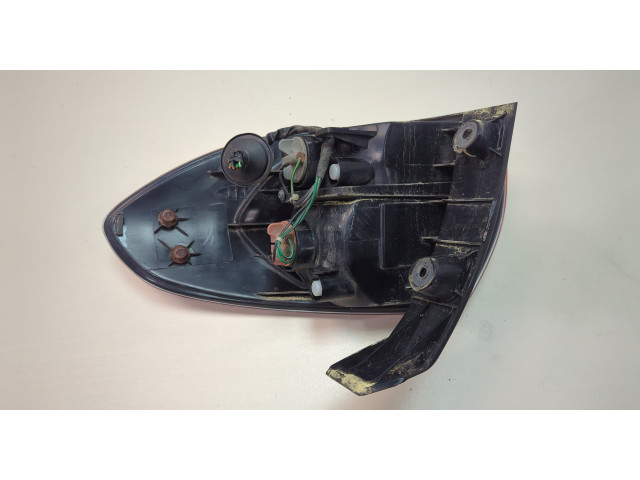 Задний фонарь 84251XA02A