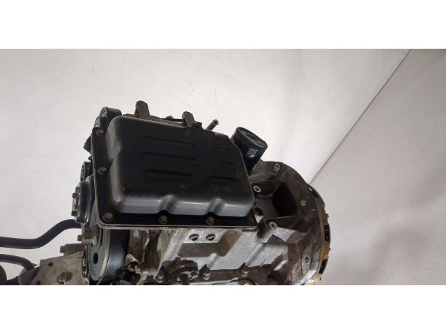 Форсунка топливная  KIA Ceed 2012-2018    3531004AA0     