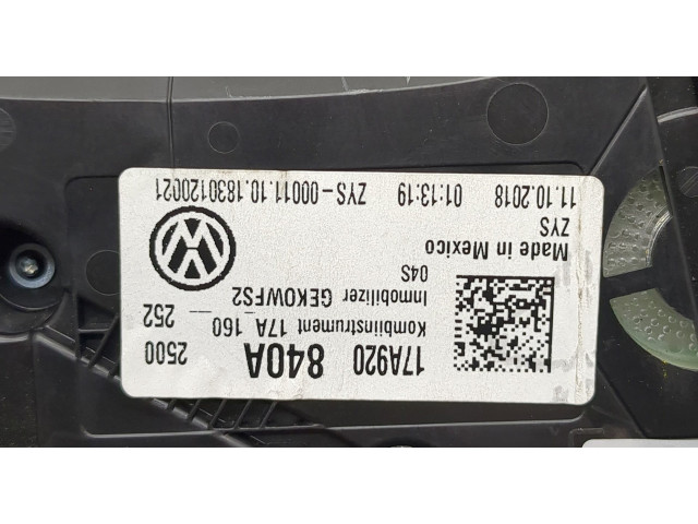 Панель приборов Volkswagen Jetta 7 2018- 17A920840A