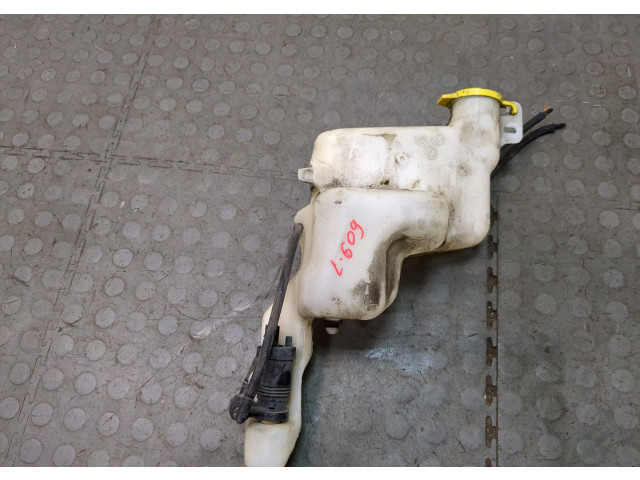 Бачок омывателя  Jeep Compass 2011-2016 5189350AA   