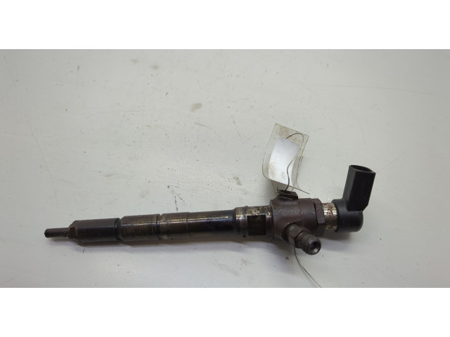 Форсунка топливная Skoda Rapid 2012-2020 03L130277B