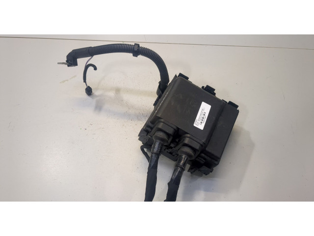 Блок предохранителей  Ford Focus 4 2018-      JX6TA094AE   4  1