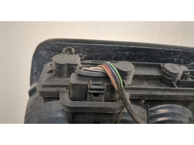 Задний фонарь