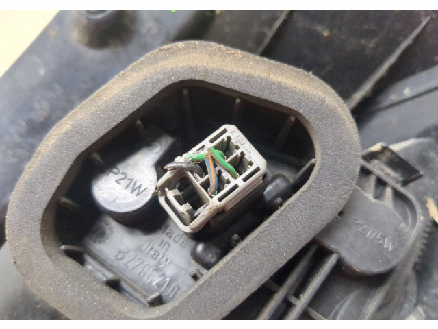 Задний фонарь